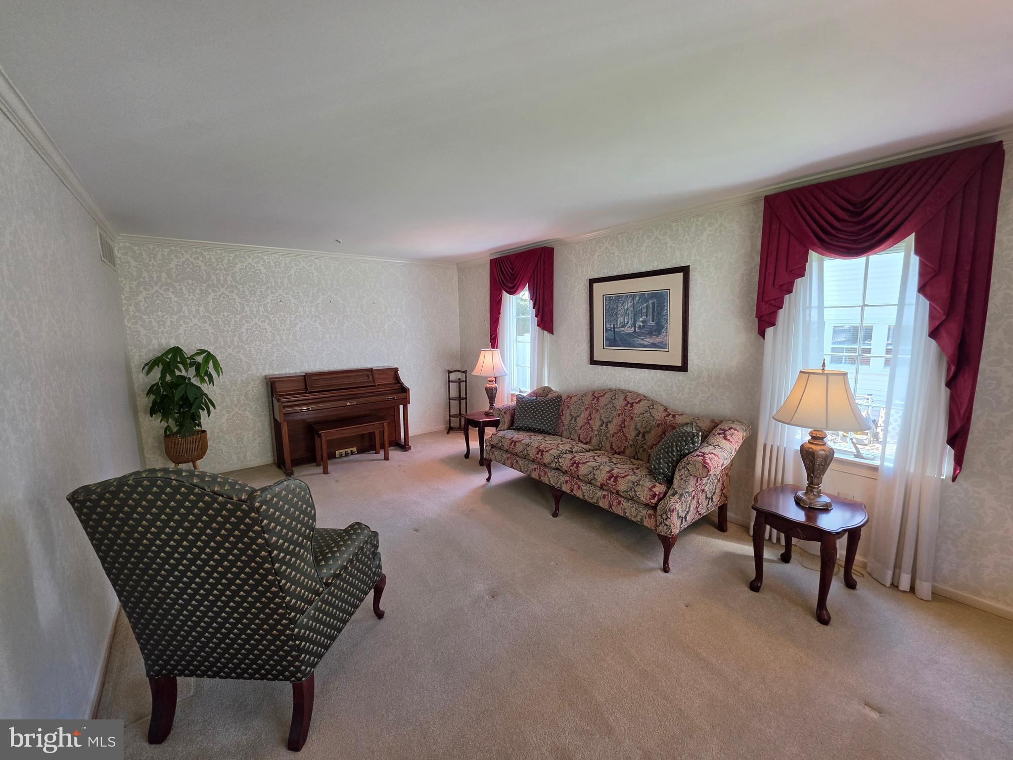 HIDDEN MDWS - Residential