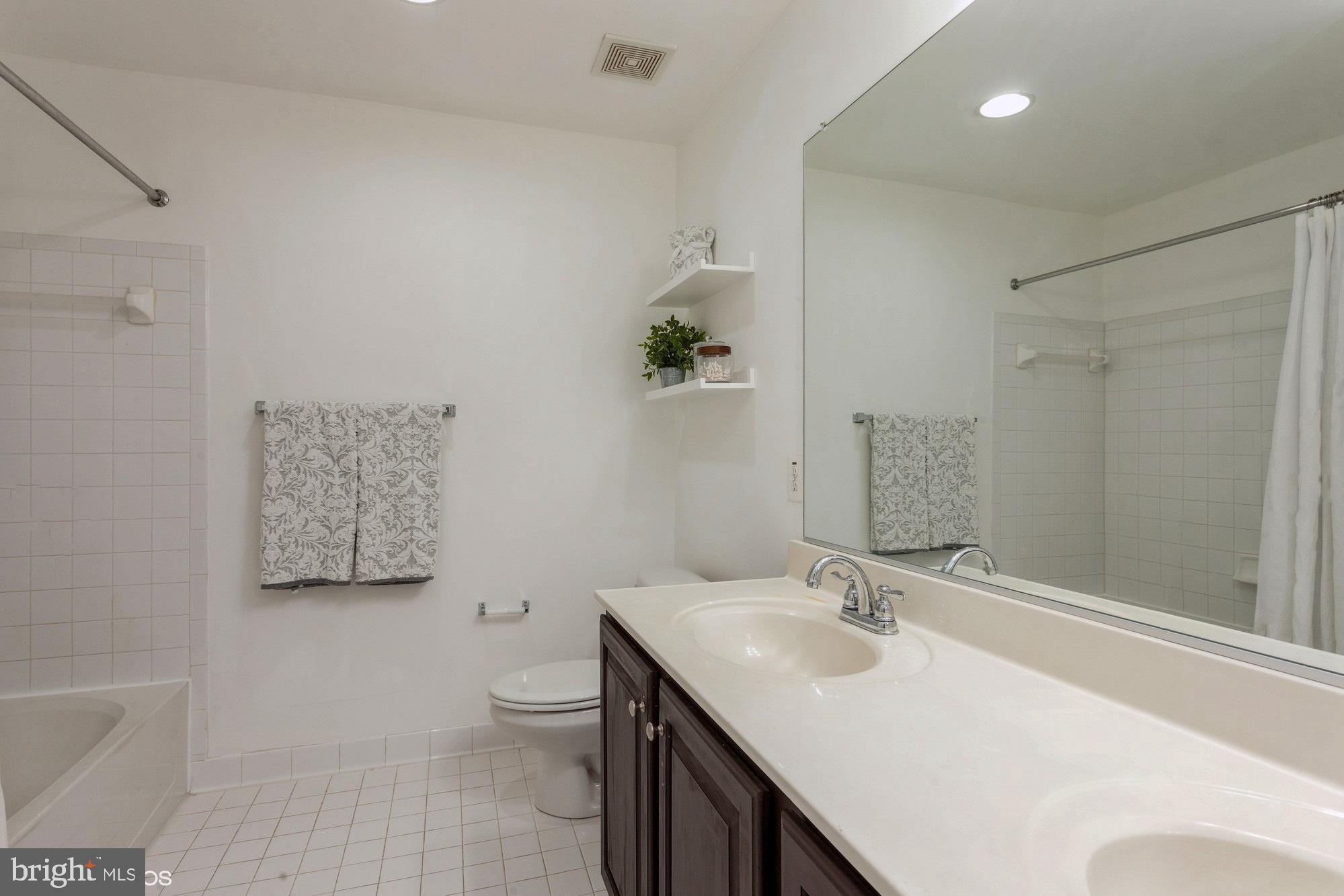 EMERSON - Residential Lease