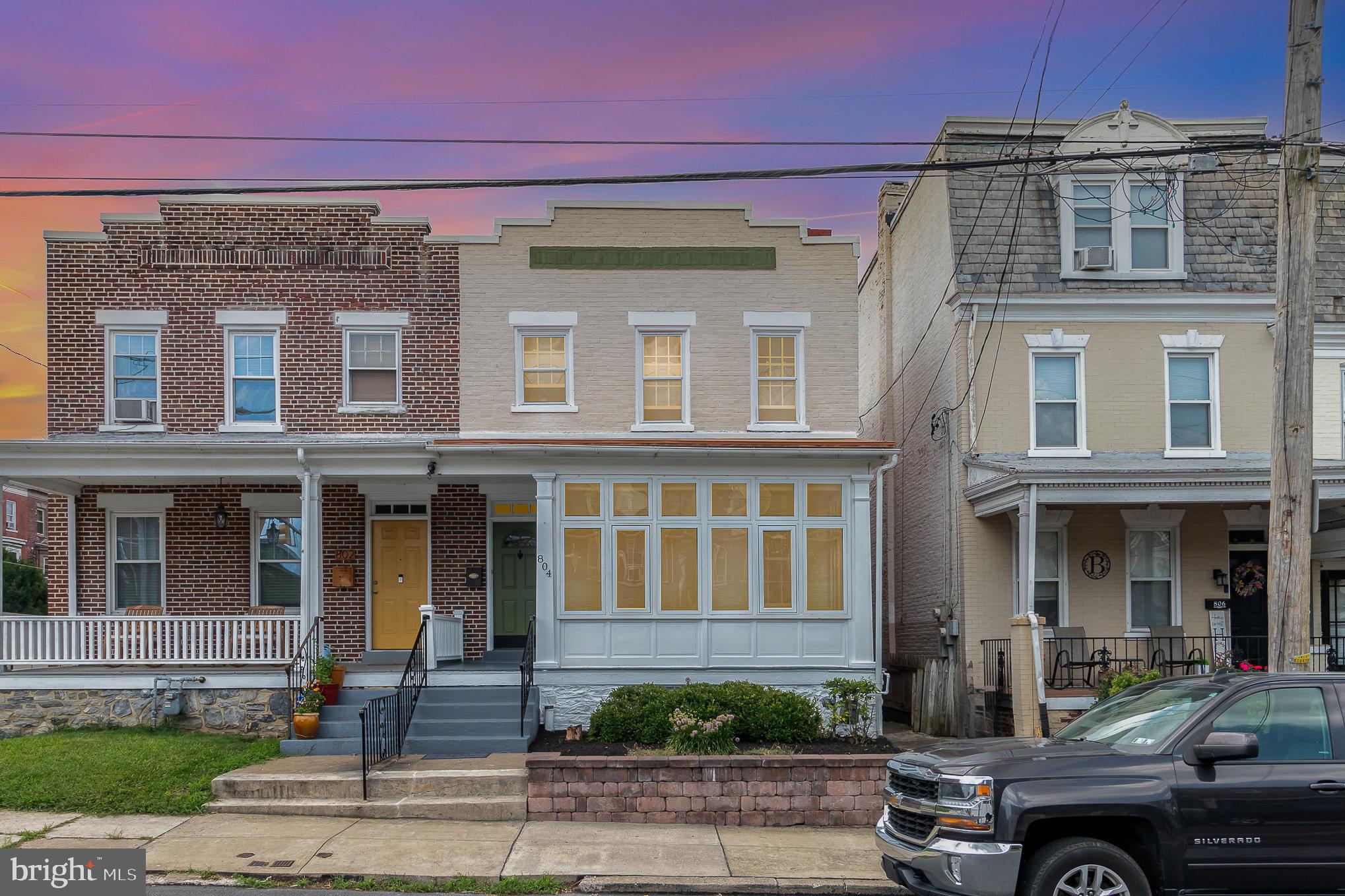 804 N PLUM STREET