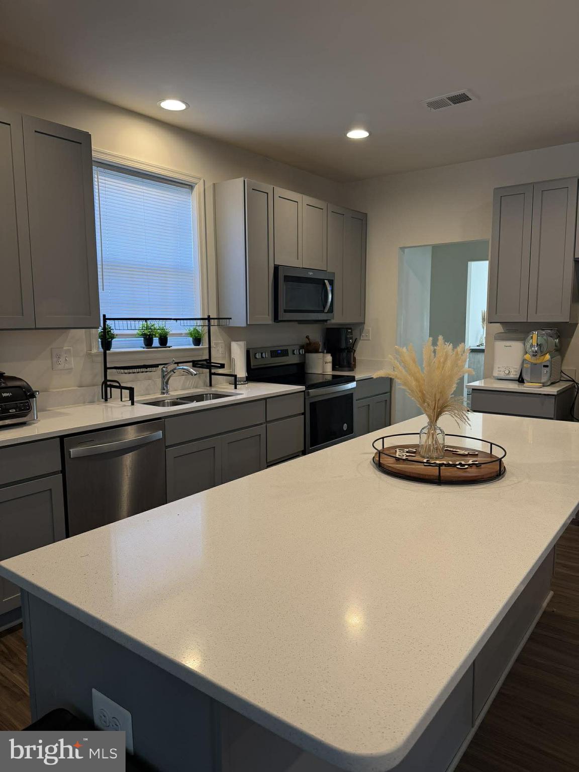 MARTINSBURG STATION - Residential Lease