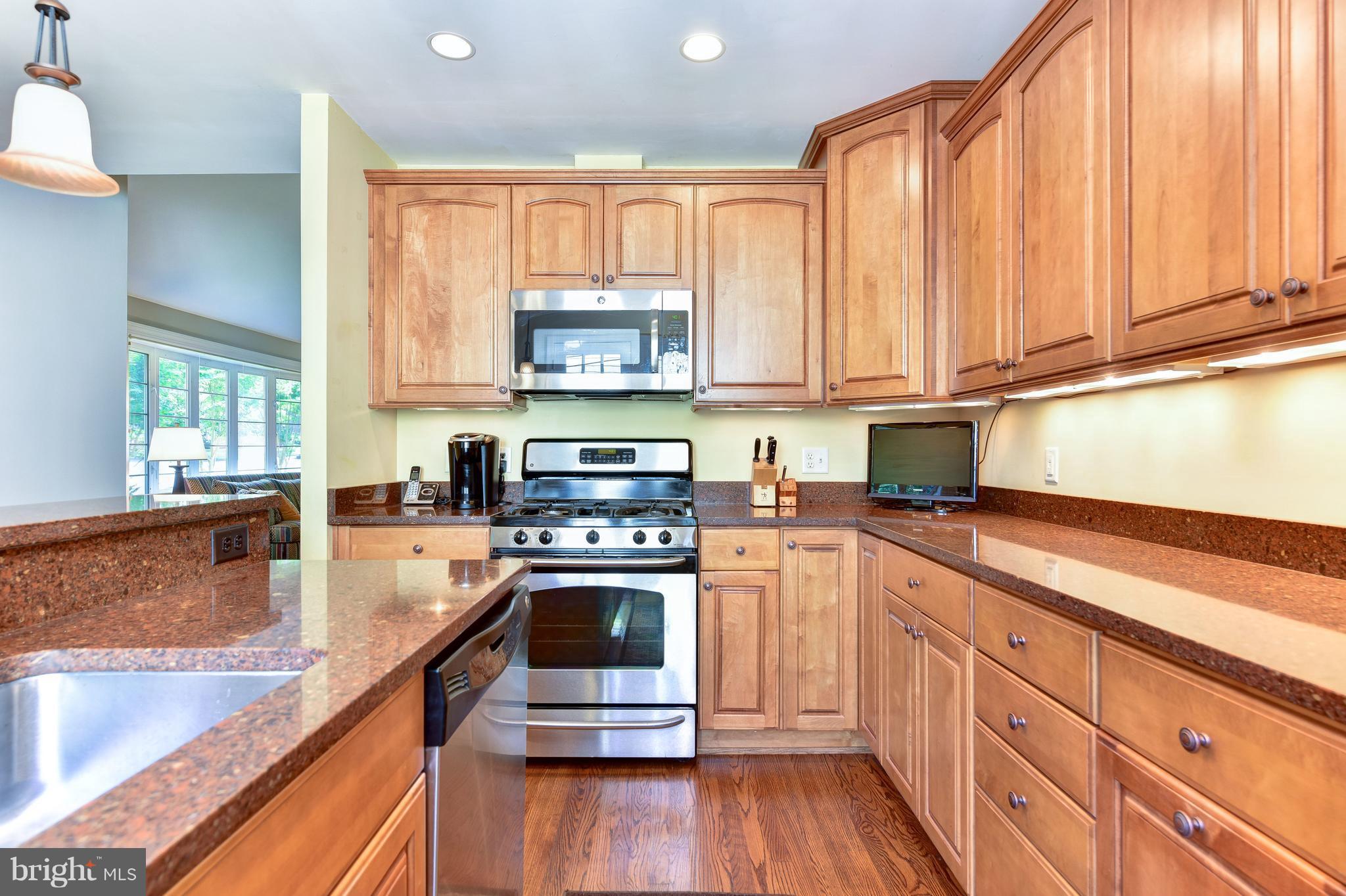 MONTICELLO PARK - Residential