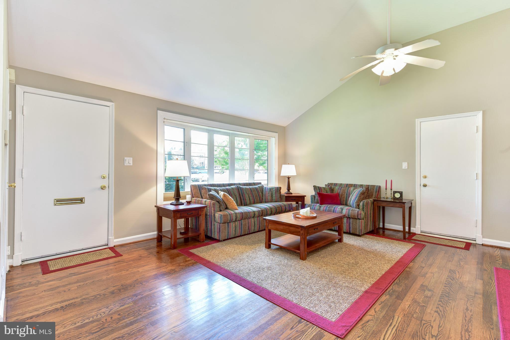 MONTICELLO PARK - Residential