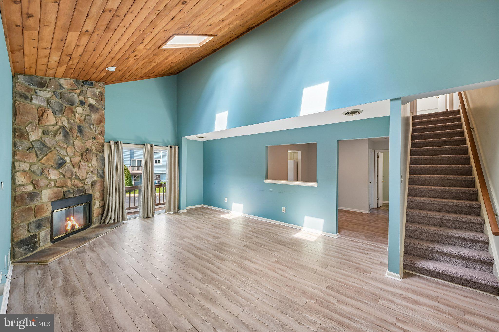418 BROWN BRIAR CIRCLE