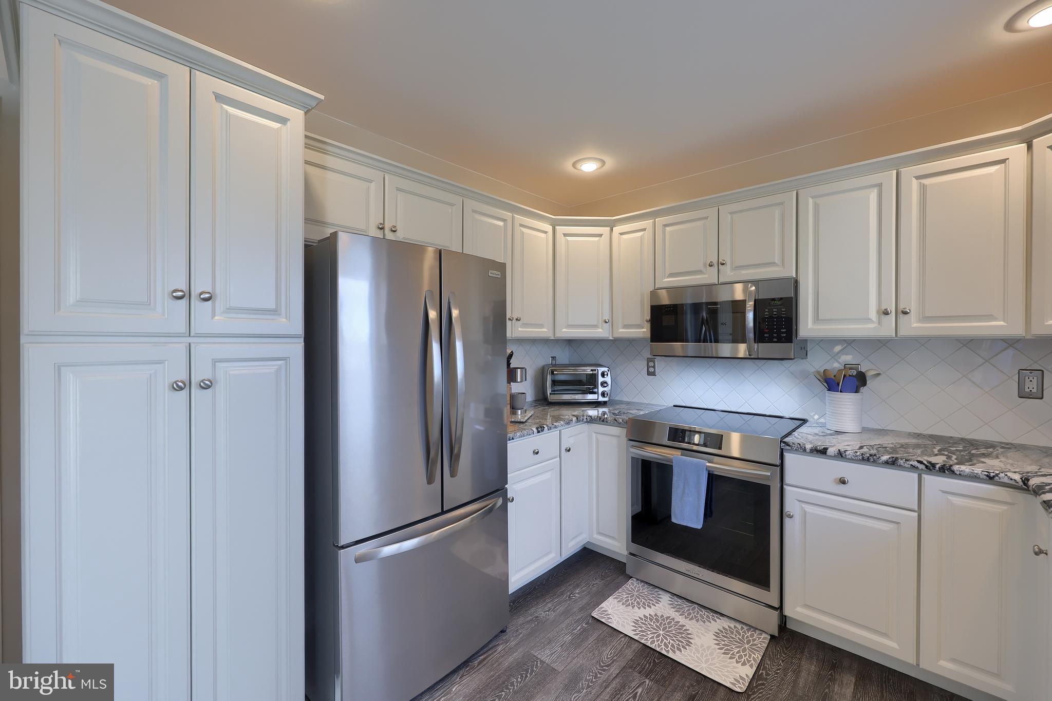 PINE HILL ESTATES - Residential