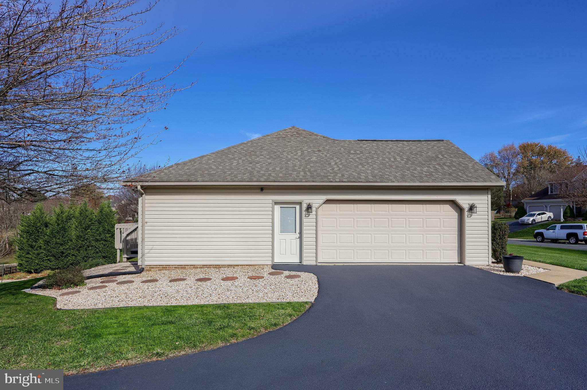 PINE HILL ESTATES - Residential