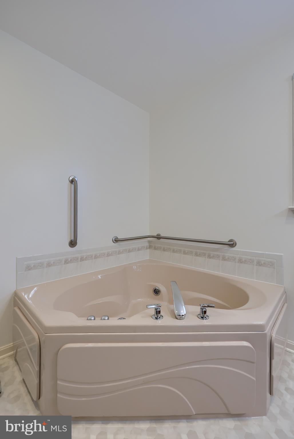 PINE HILL ESTATES - Residential