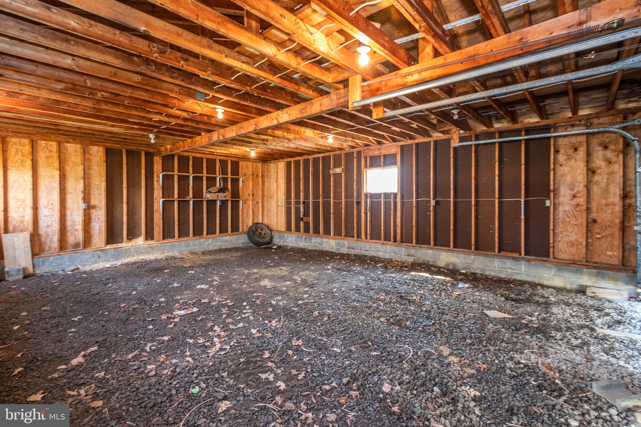 MOUNTAIN LAKE PARK - Residential