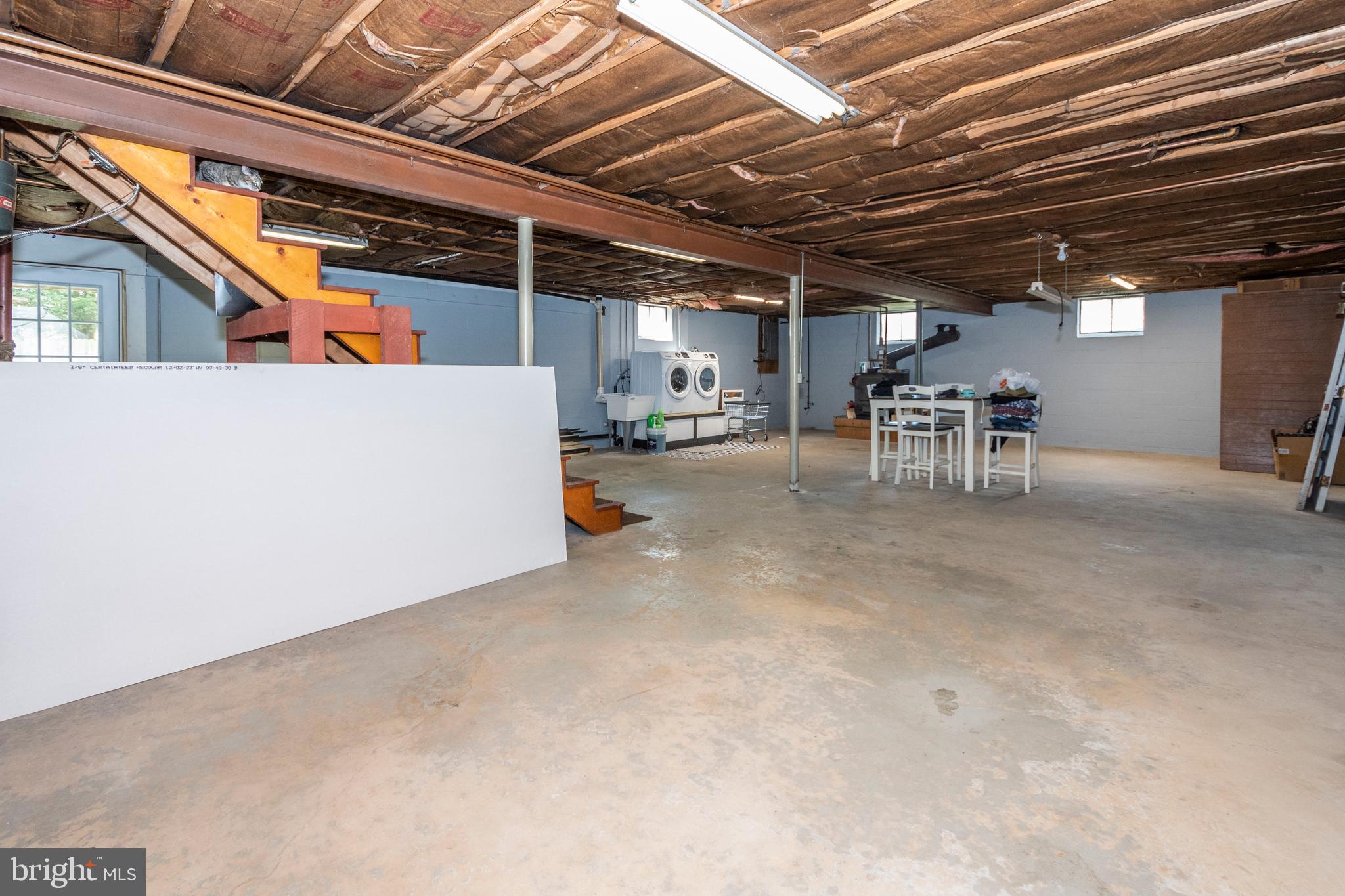 MOUNTAIN LAKE PARK - Residential