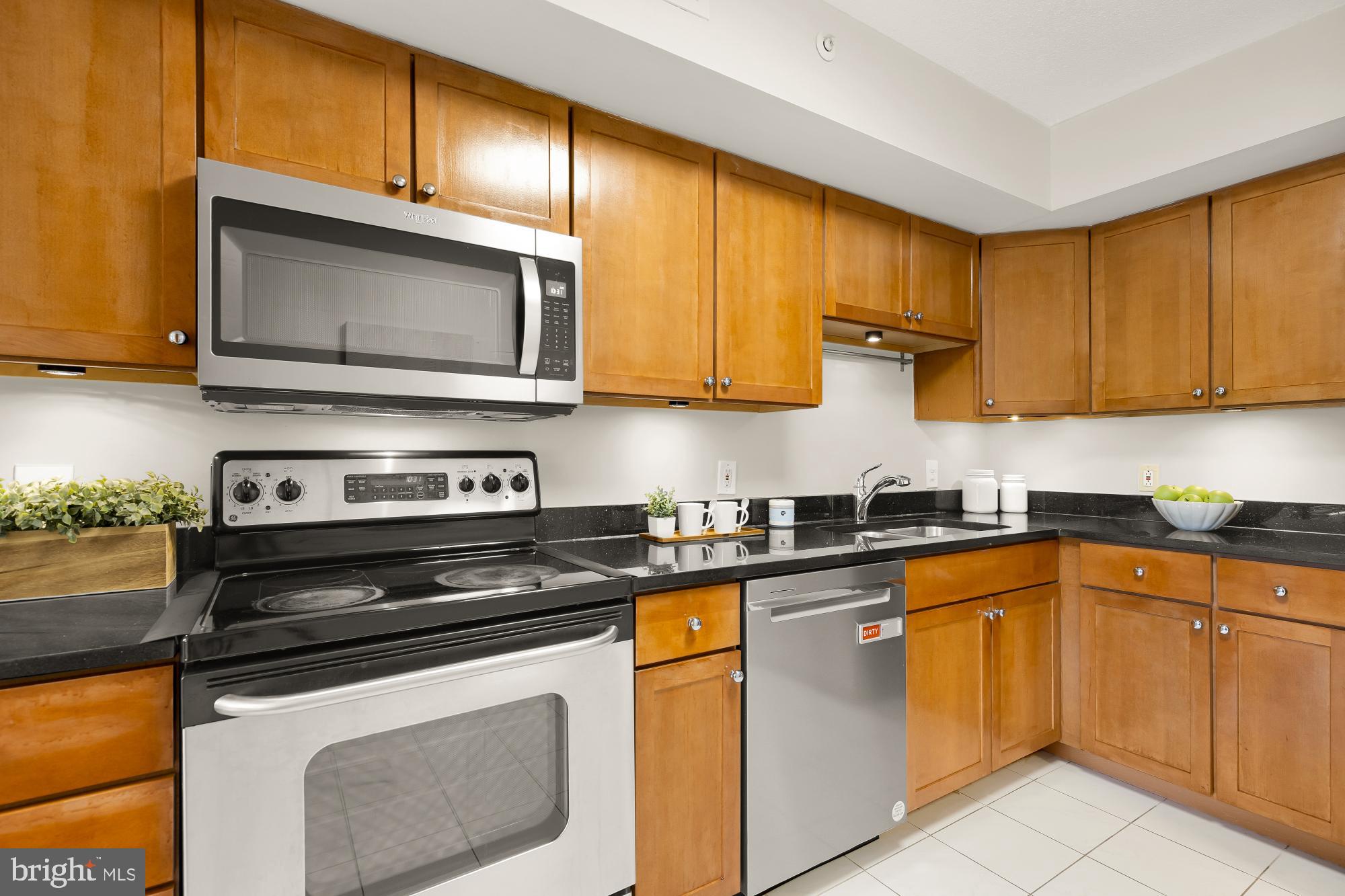 RENAISSANCE AT TYSONS - Residential