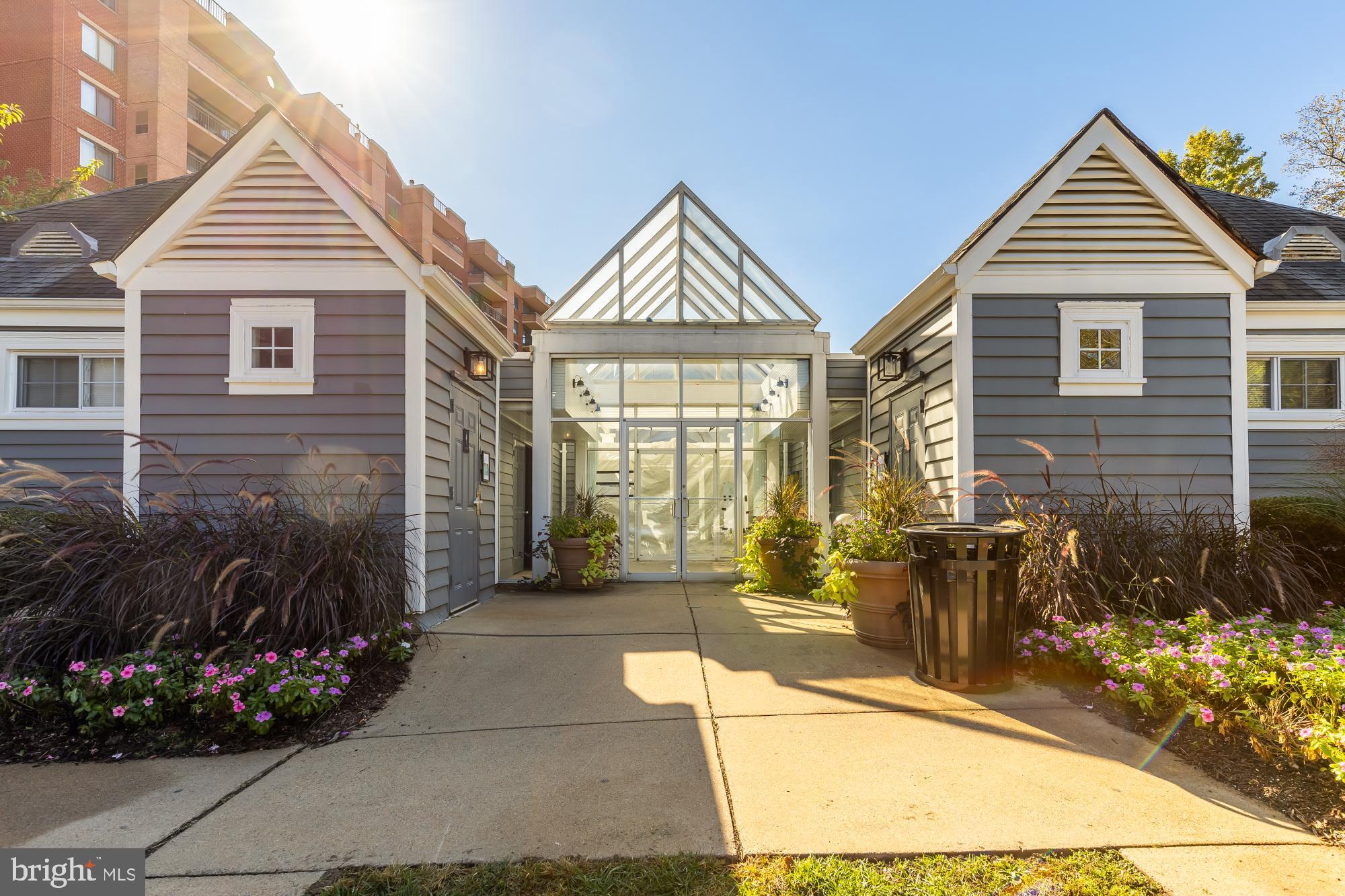 RENAISSANCE AT TYSONS - Residential