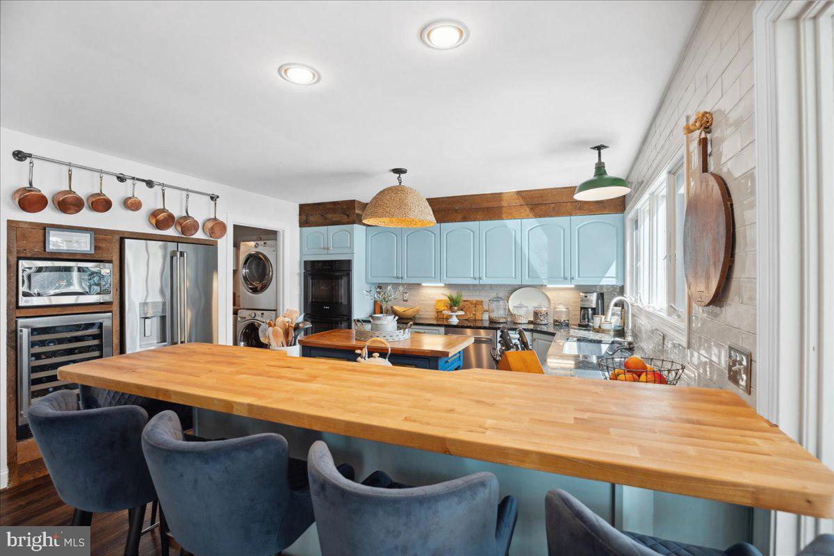 DRUM POINT - Residential