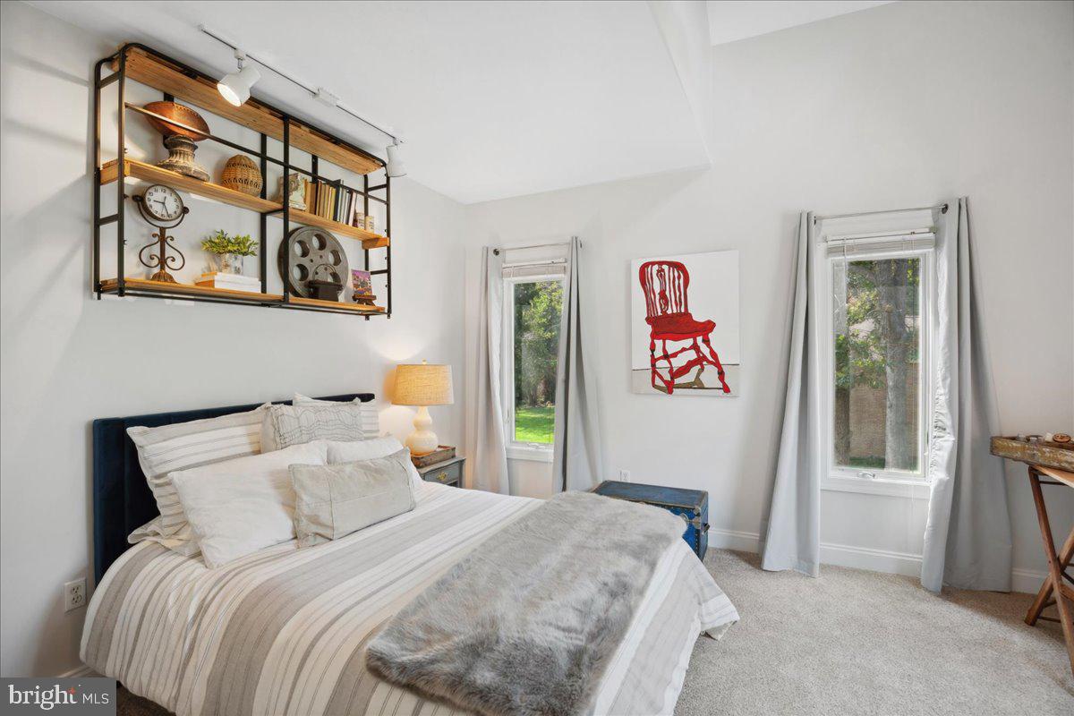 DRUM POINT - Residential