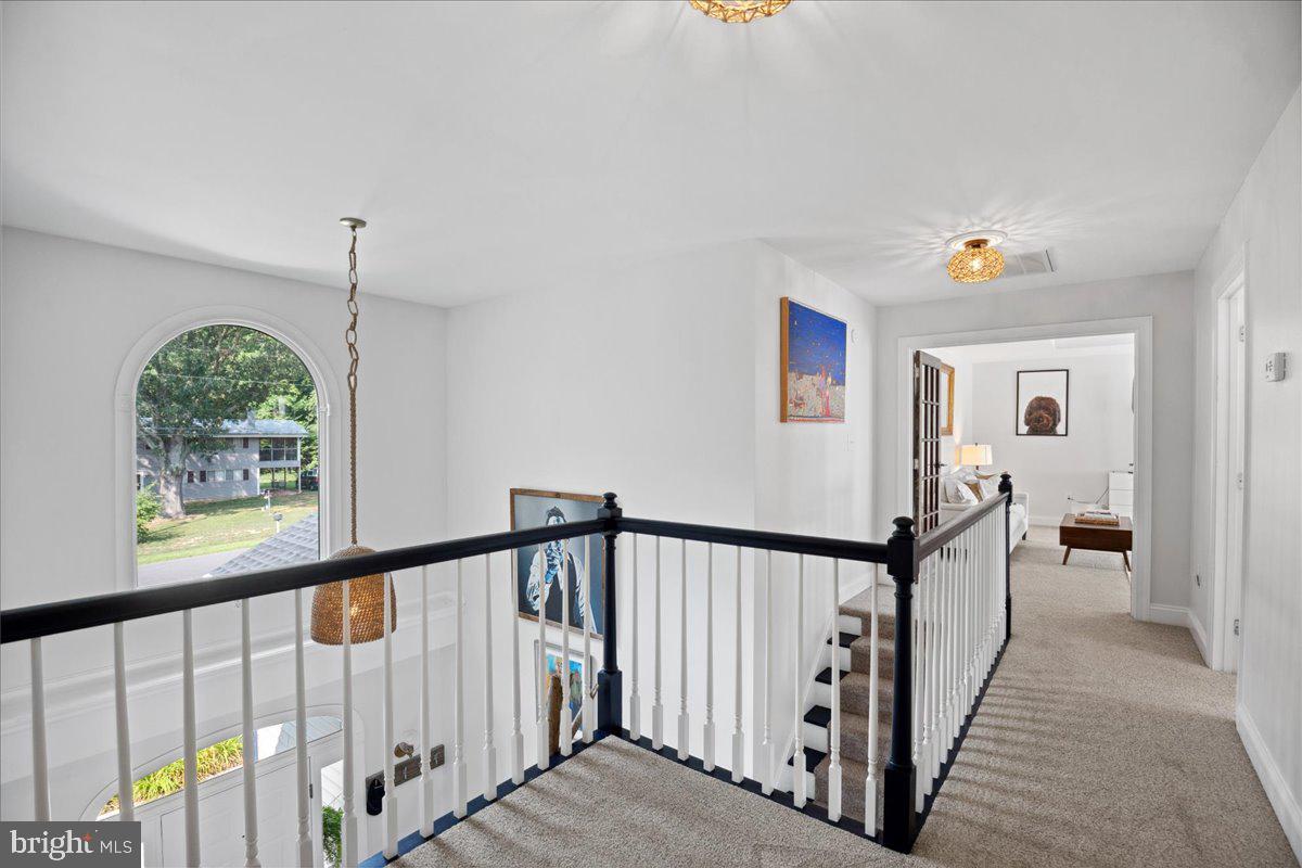 DRUM POINT - Residential