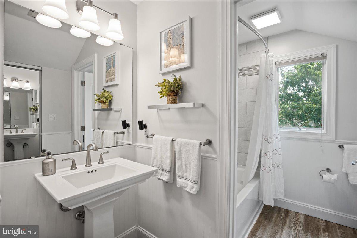 DRUM POINT - Residential