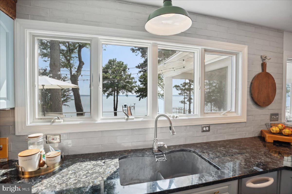 DRUM POINT - Residential