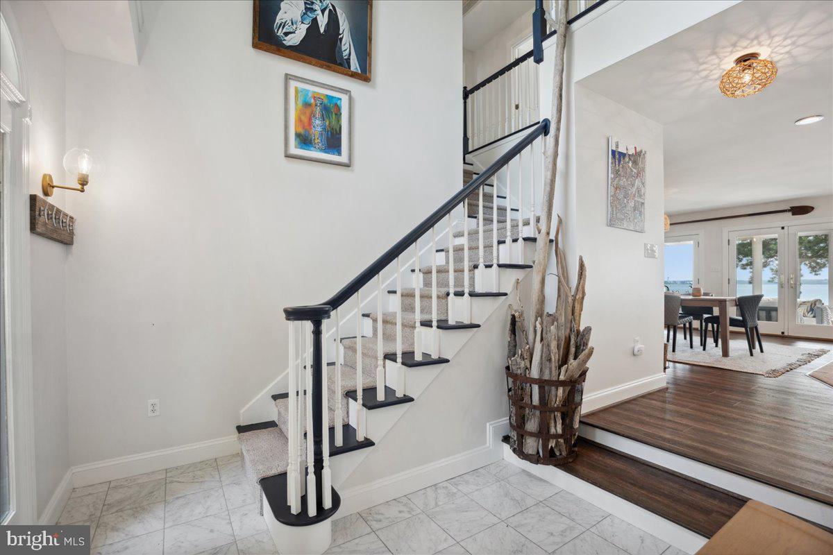 DRUM POINT - Residential