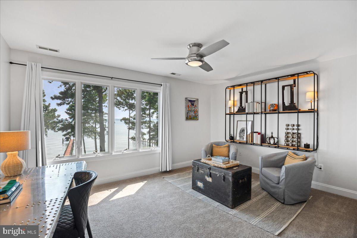 DRUM POINT - Residential