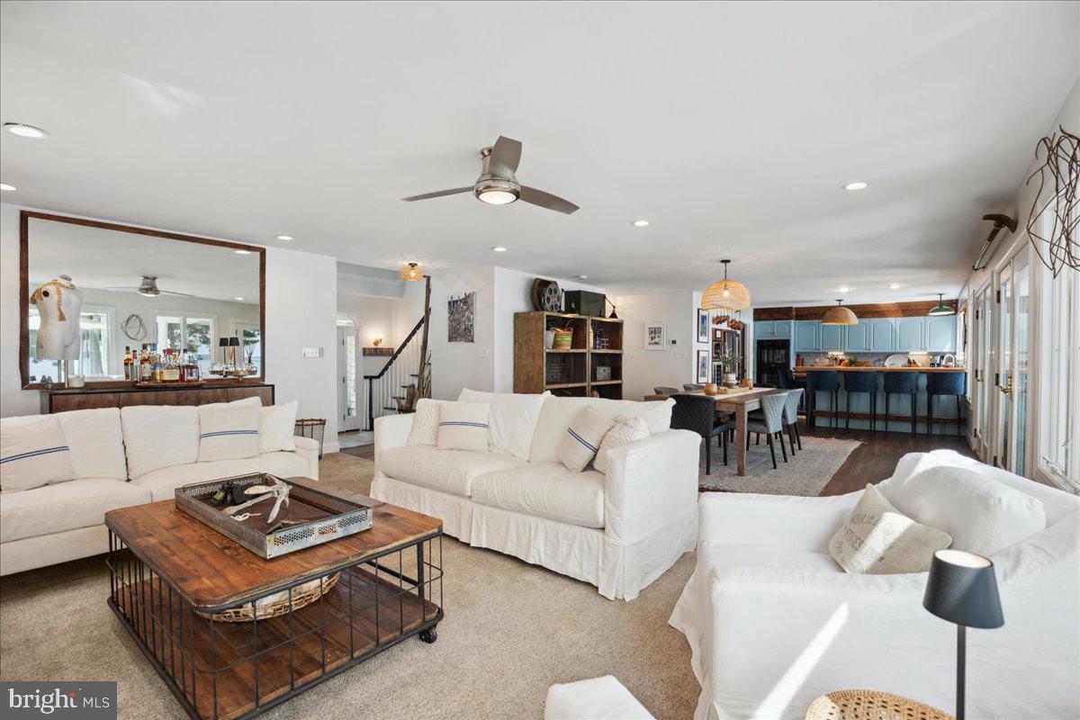 DRUM POINT - Residential