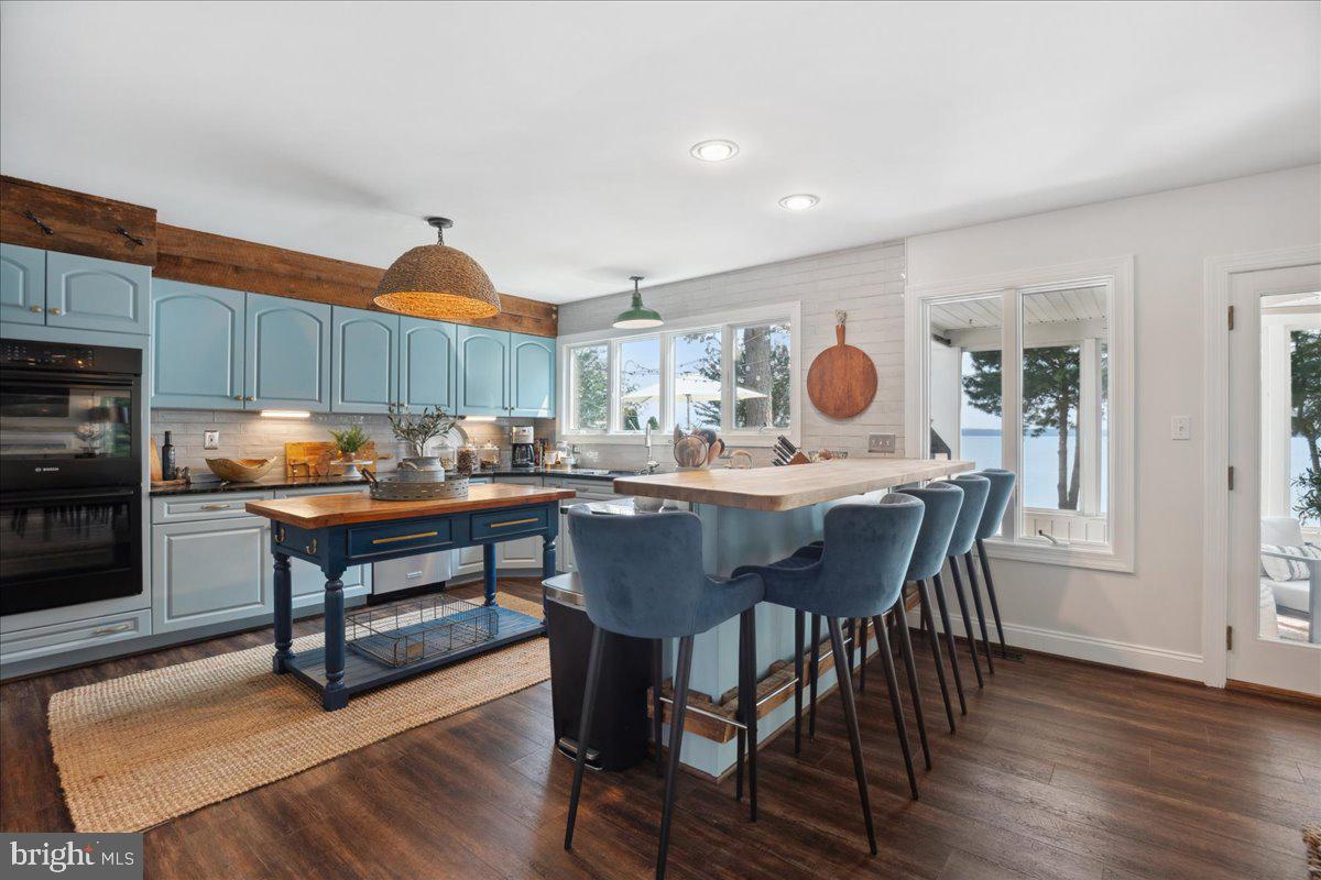 DRUM POINT - Residential