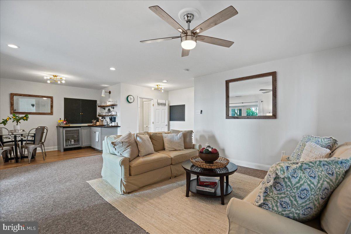 DRUM POINT - Residential