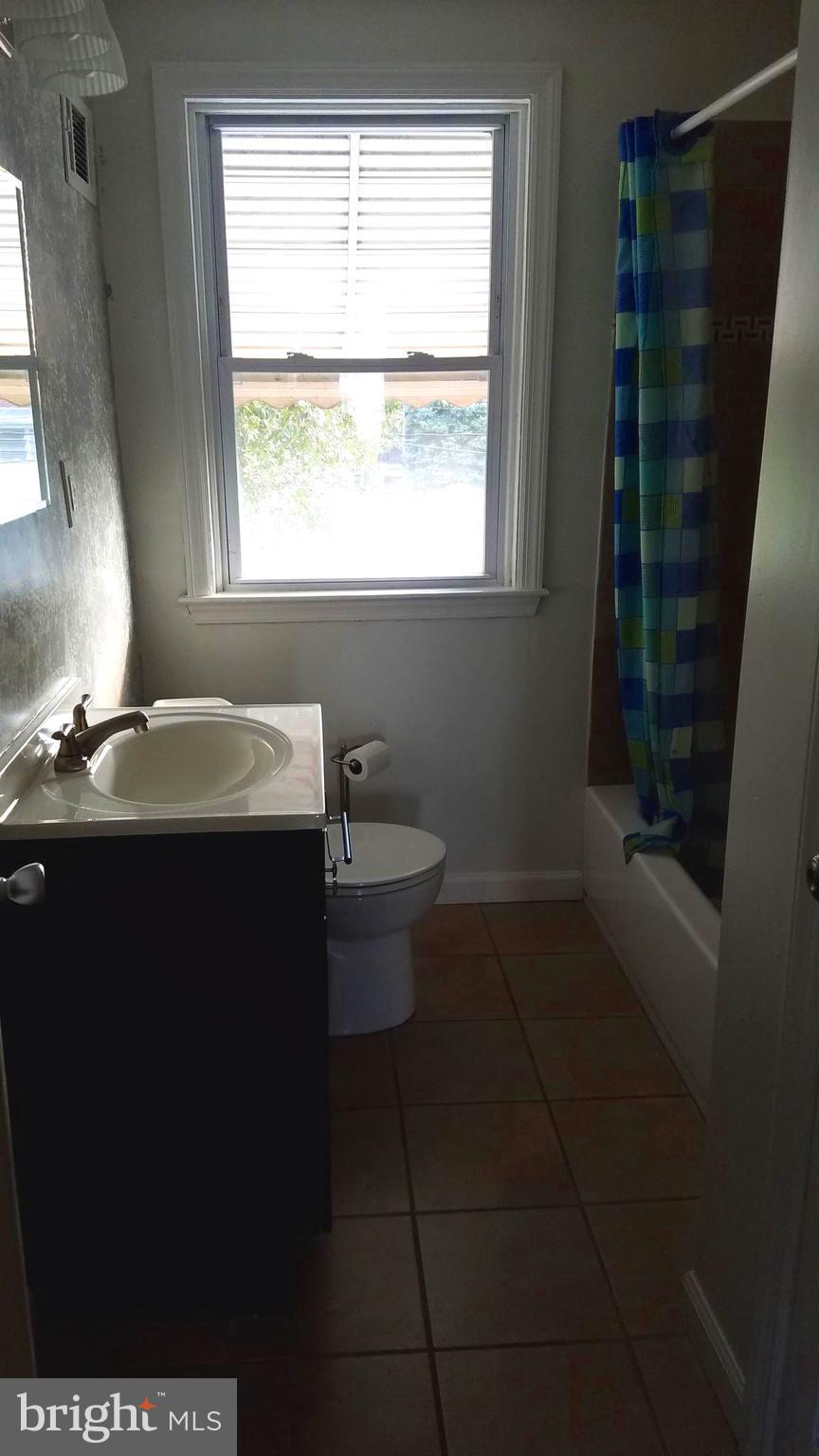 BROOKLYN PARK - Residential Lease