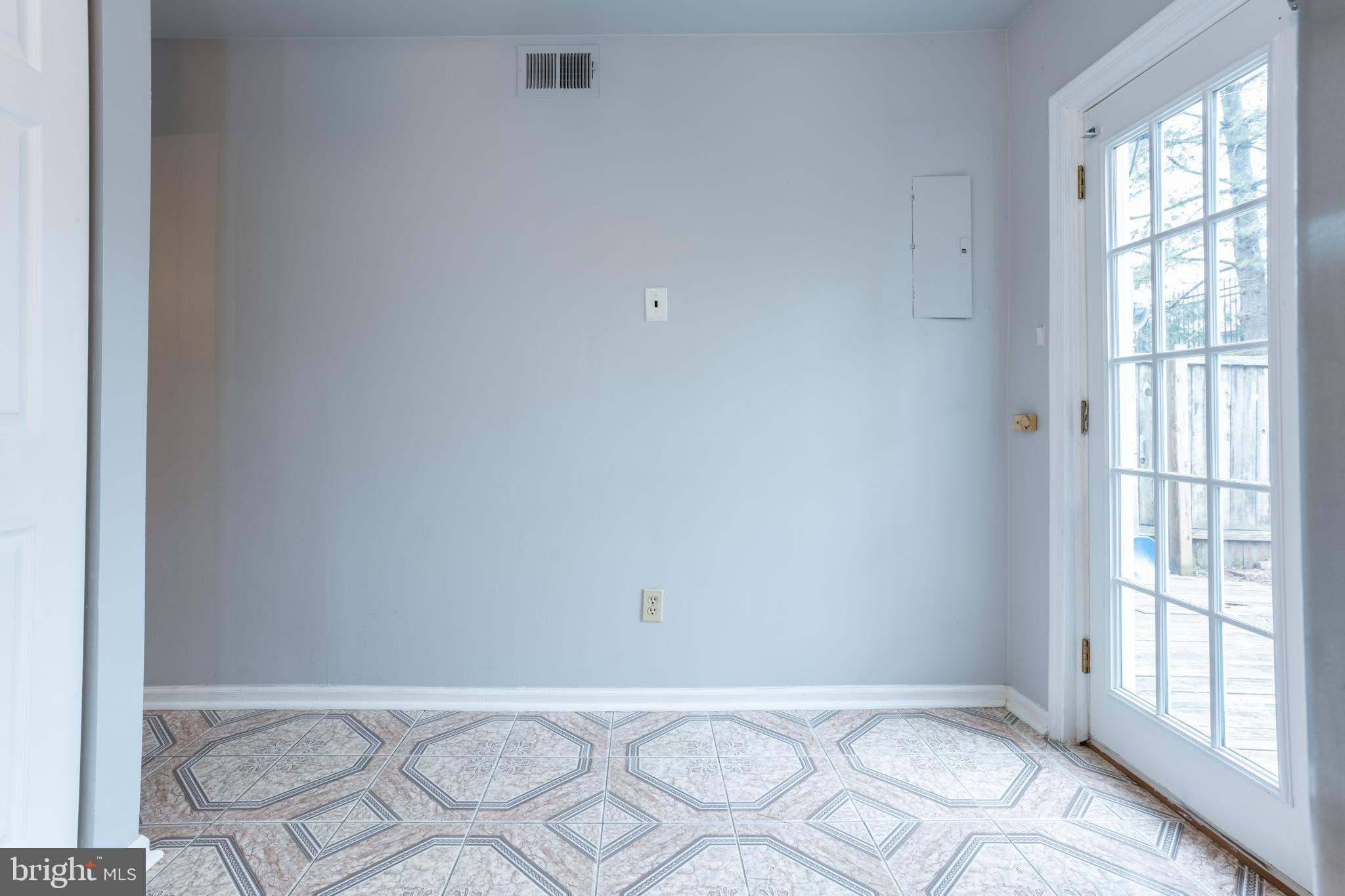 WINDING BROOK - Residential Lease