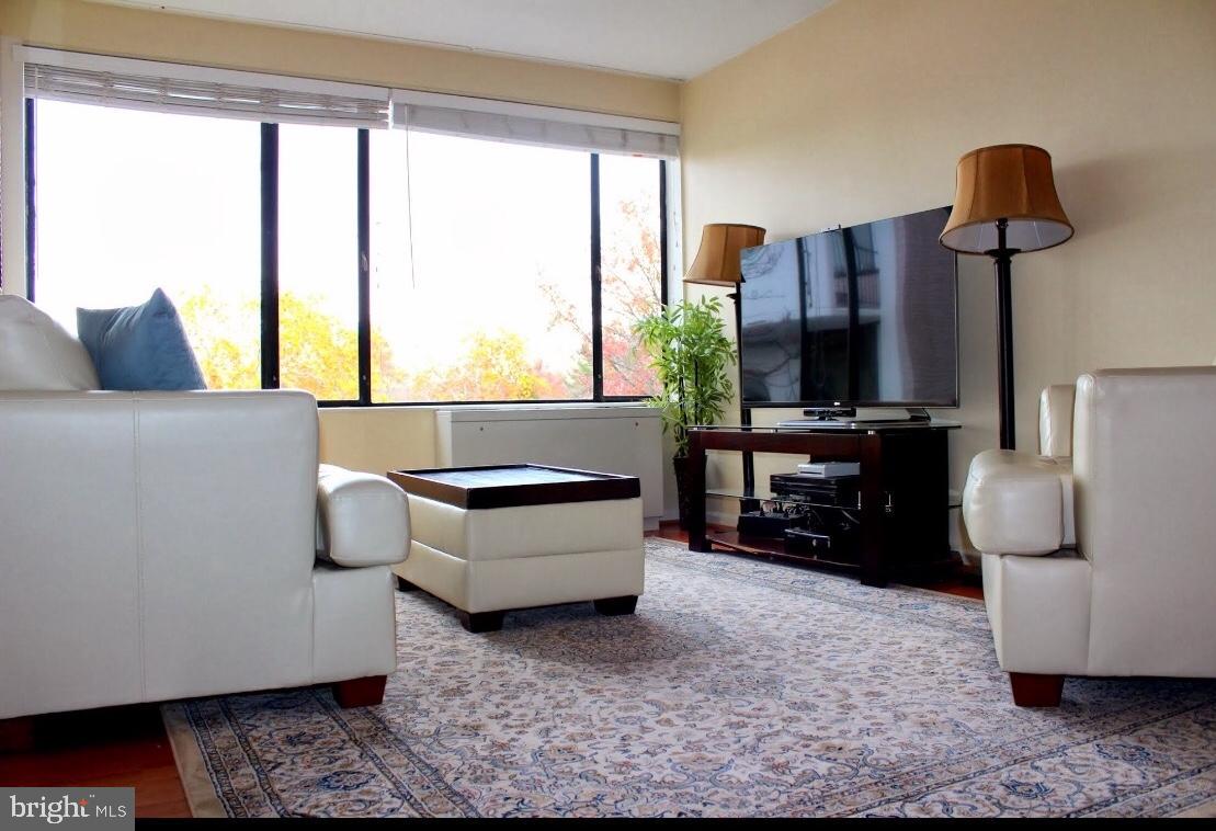 THE CHATHAM - Residential