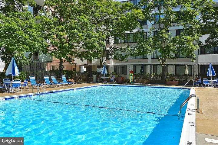 THE CHATHAM - Residential