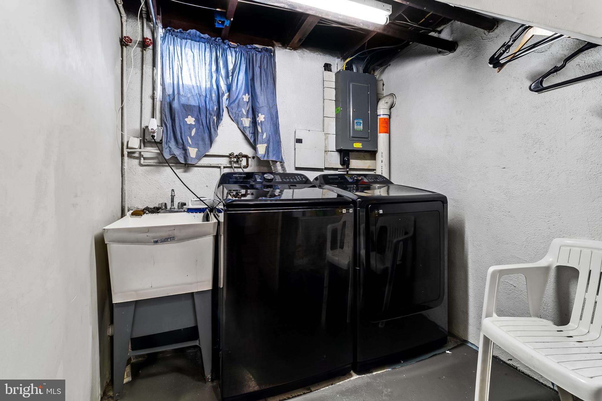 ALLENTOWN - Residential