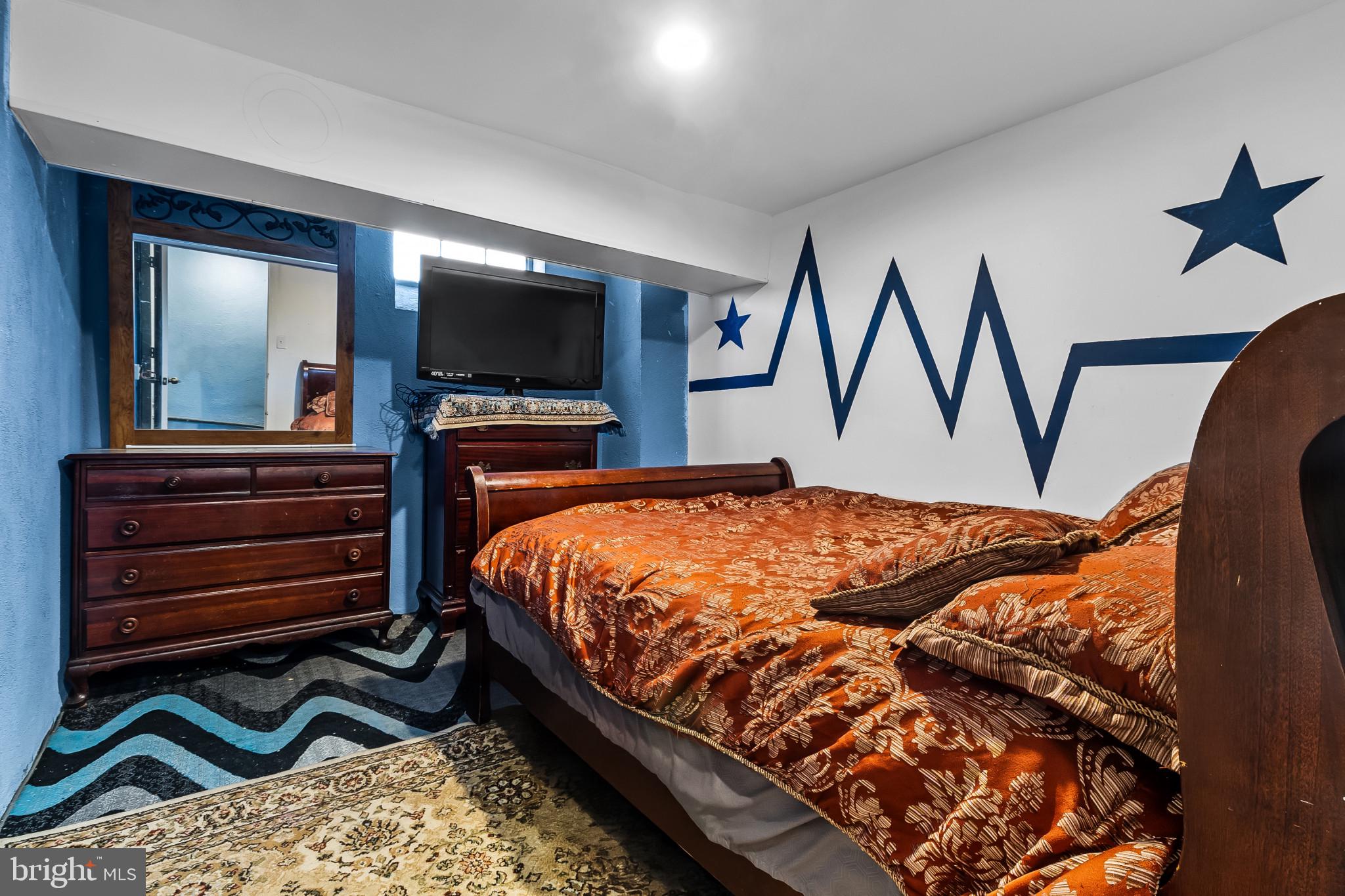 ALLENTOWN - Residential