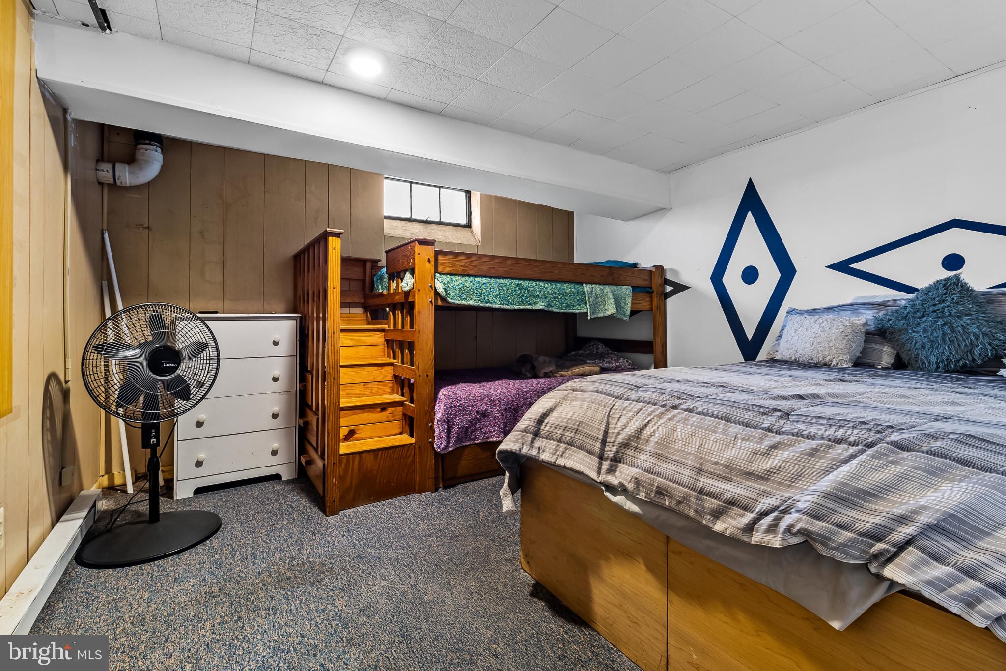 ALLENTOWN - Residential