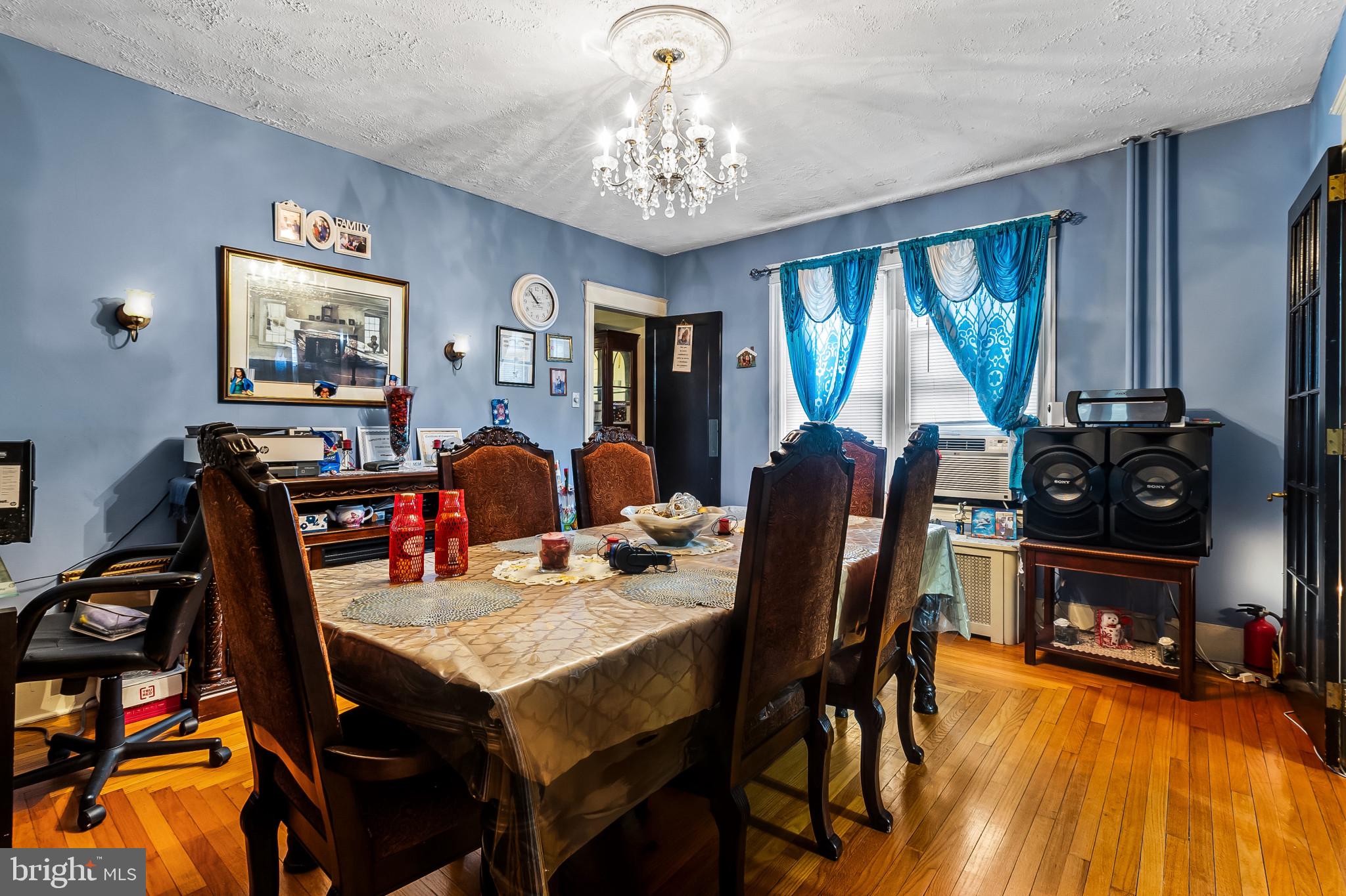 ALLENTOWN - Residential