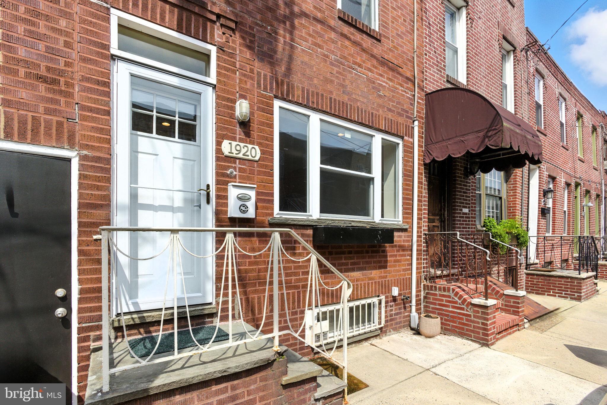 EAST PASSYUNK CROSSING - Residential Lease