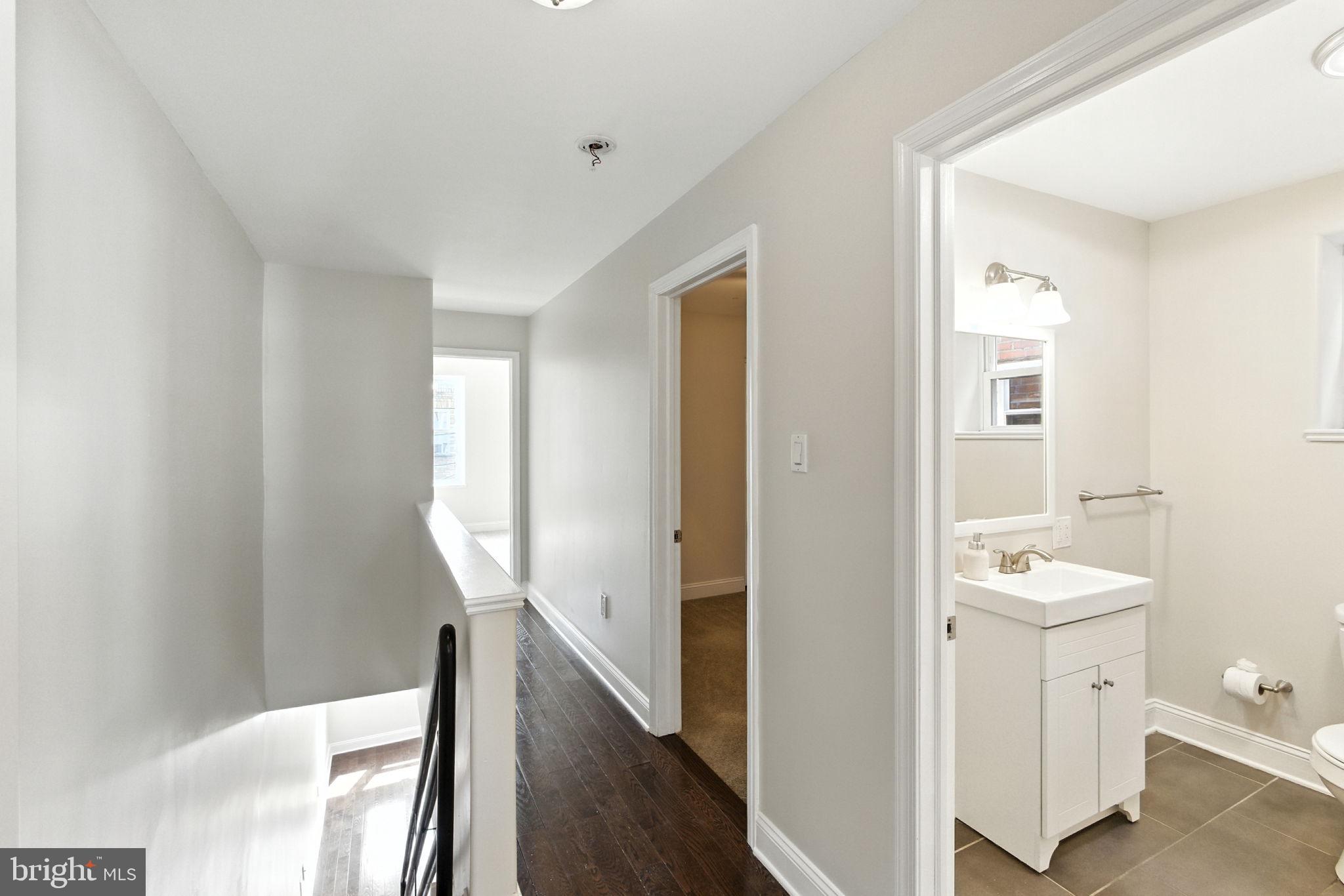 EAST PASSYUNK CROSSING - Residential Lease