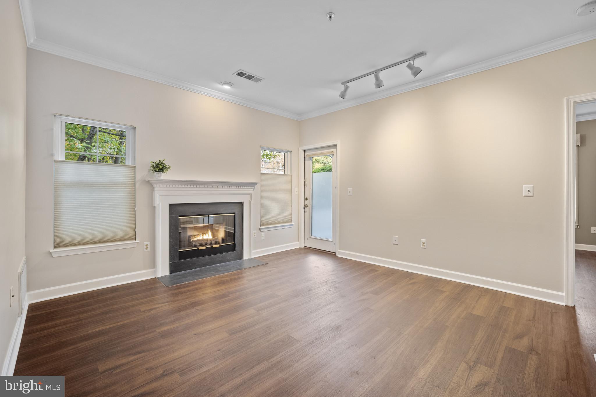 OAK PARK - Residential