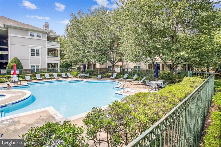 OAK PARK - Residential