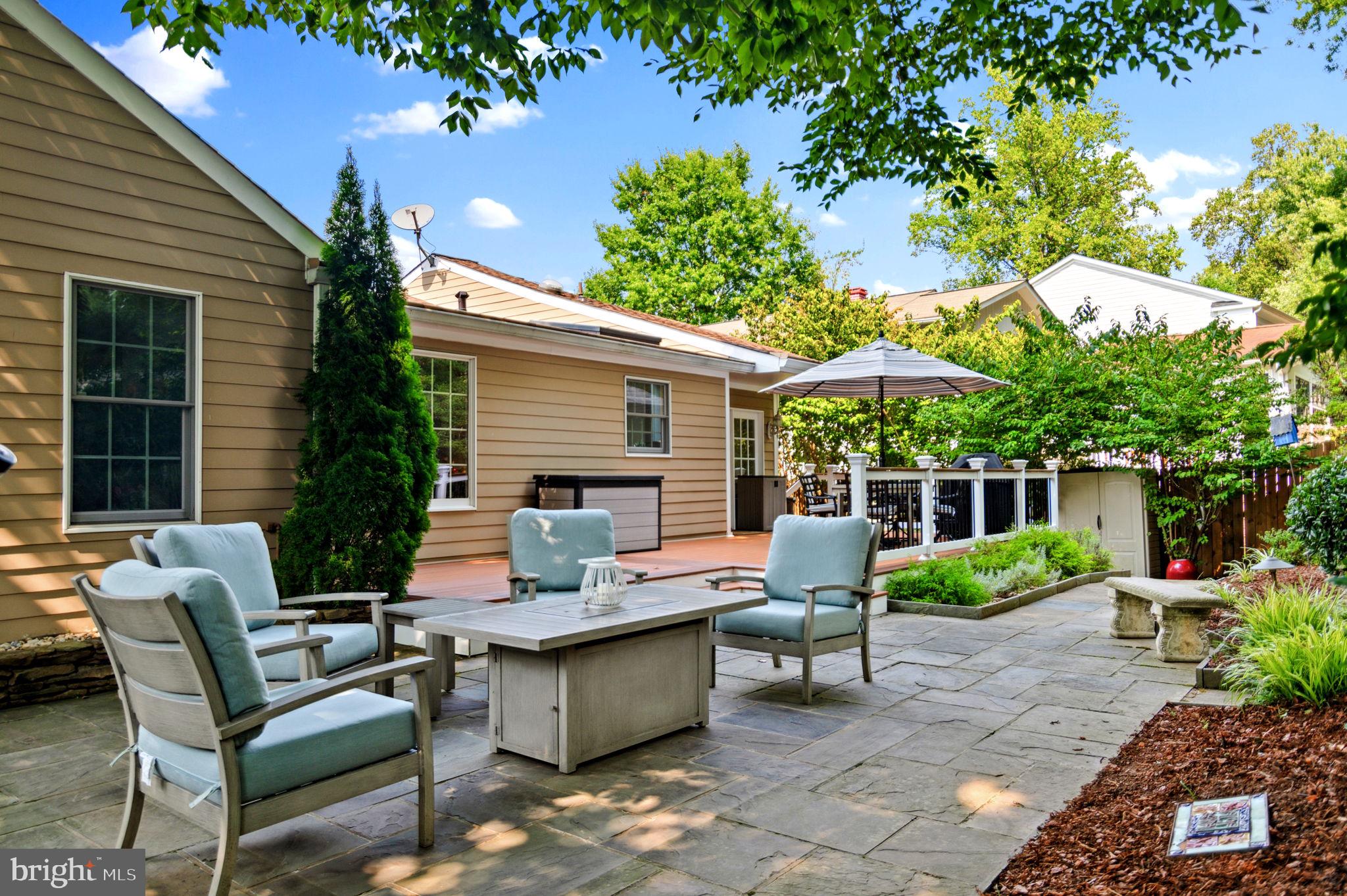 BURNING TREE VALLEY - Residential