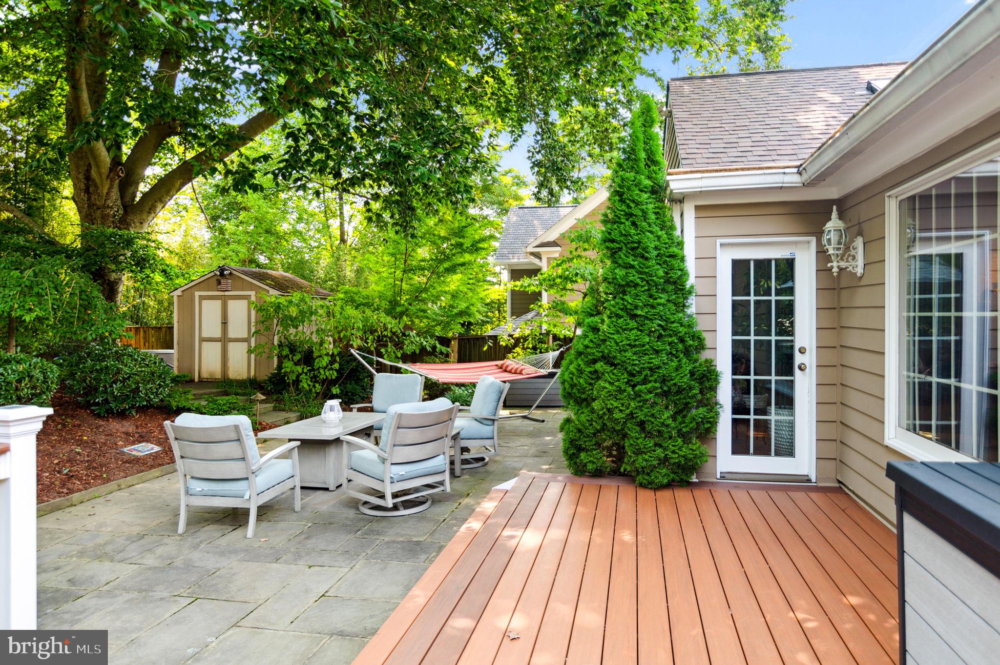 BURNING TREE VALLEY - Residential