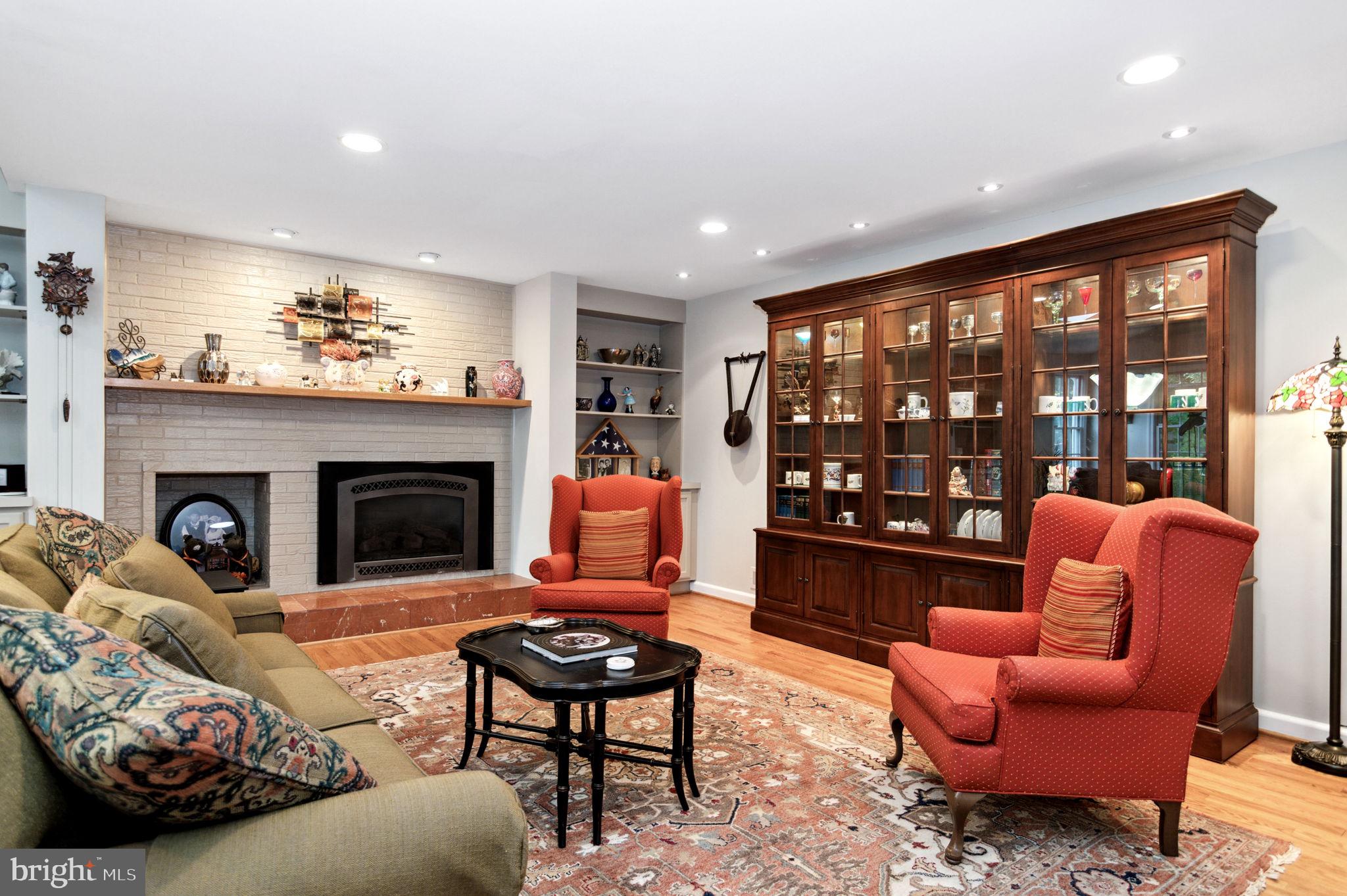 BURNING TREE VALLEY - Residential