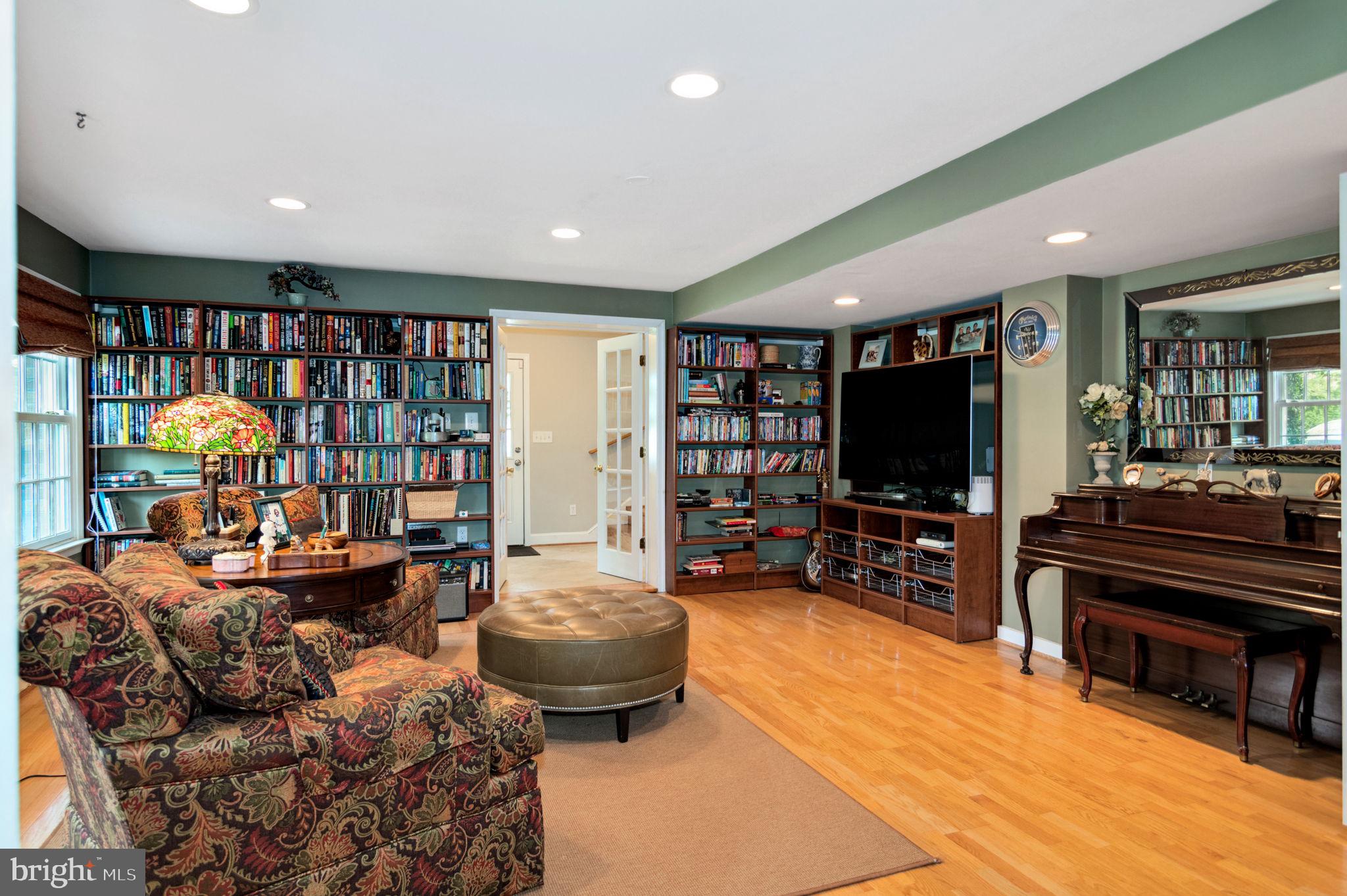 BURNING TREE VALLEY - Residential