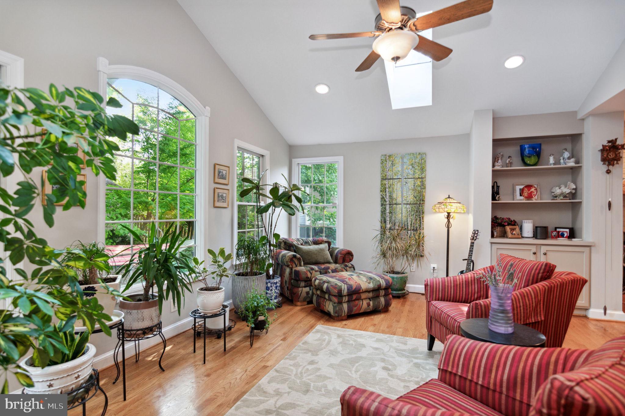 BURNING TREE VALLEY - Residential