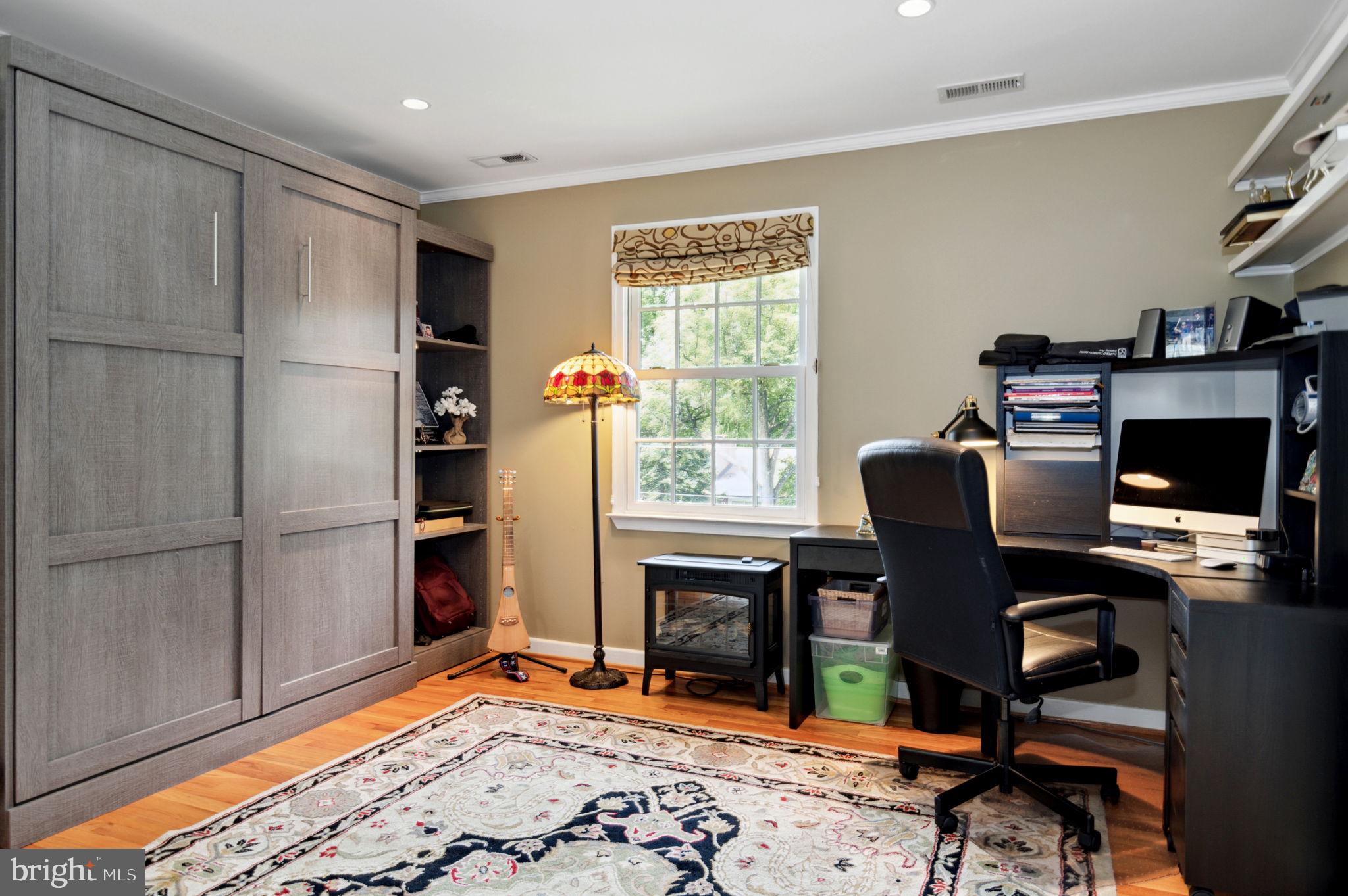 BURNING TREE VALLEY - Residential