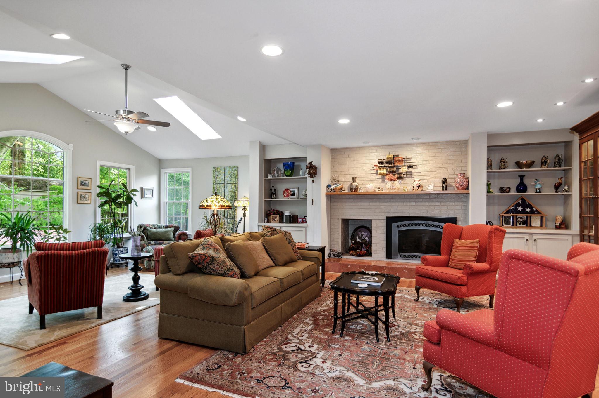 BURNING TREE VALLEY - Residential