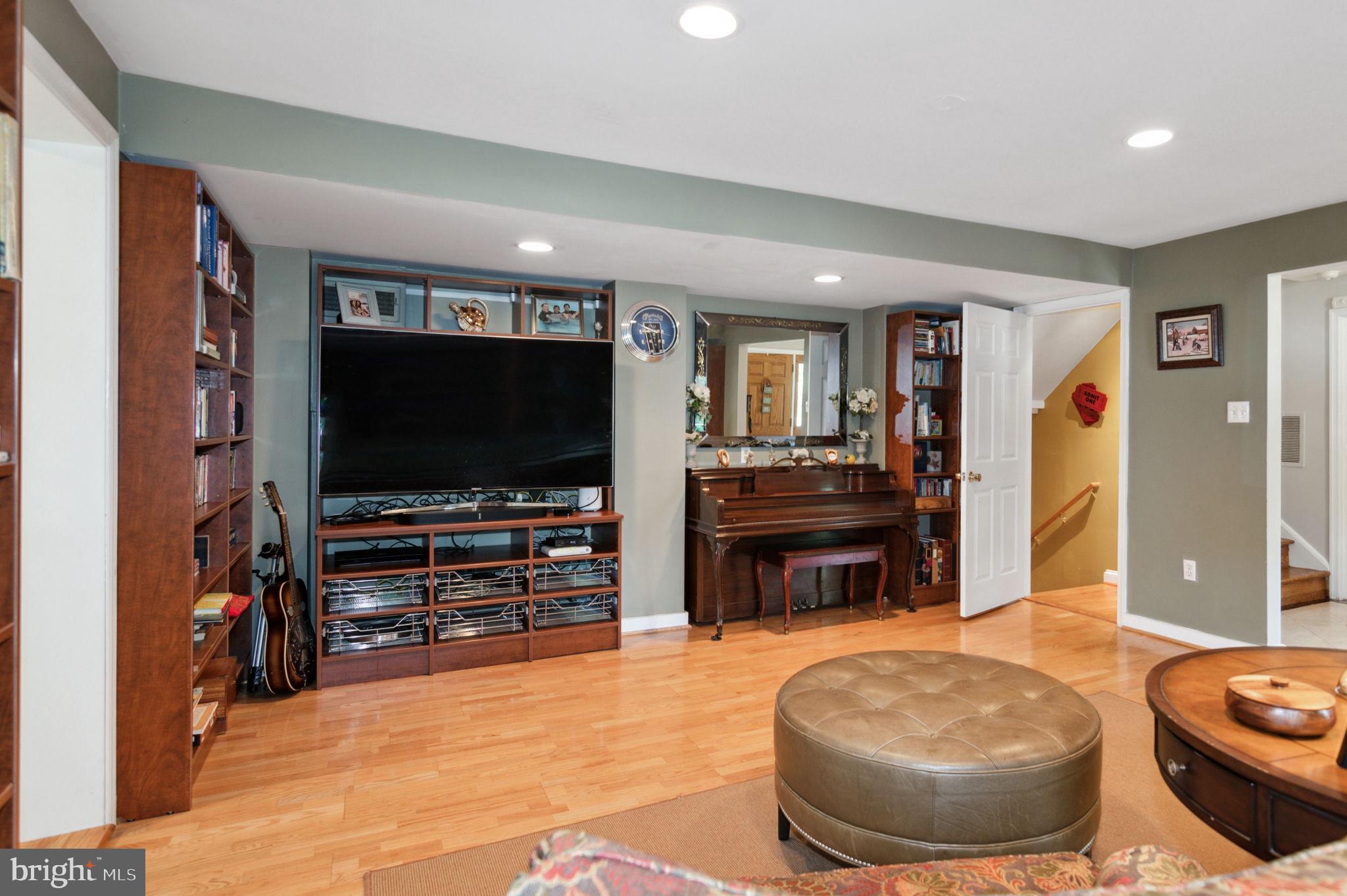 BURNING TREE VALLEY - Residential