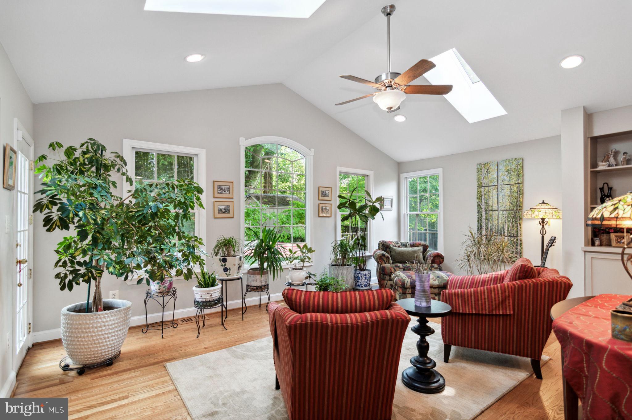 BURNING TREE VALLEY - Residential