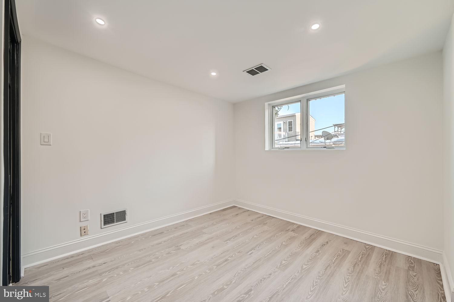 FEDERAL HILL HISTORIC DISTRICT - Residential Lease