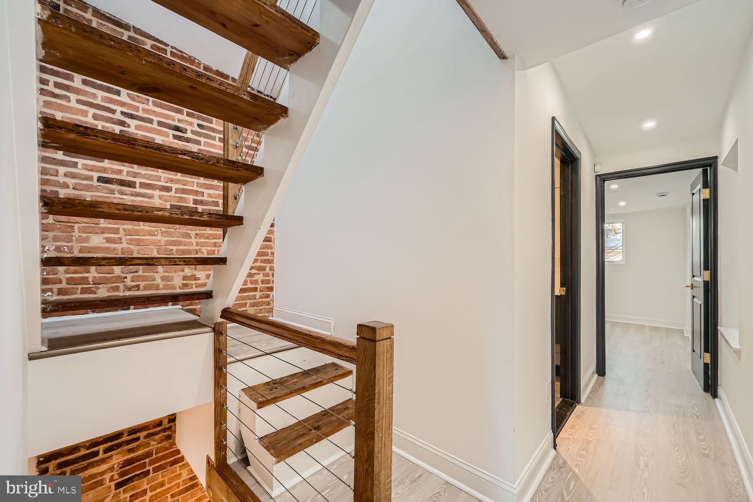 FEDERAL HILL HISTORIC DISTRICT - Residential Lease