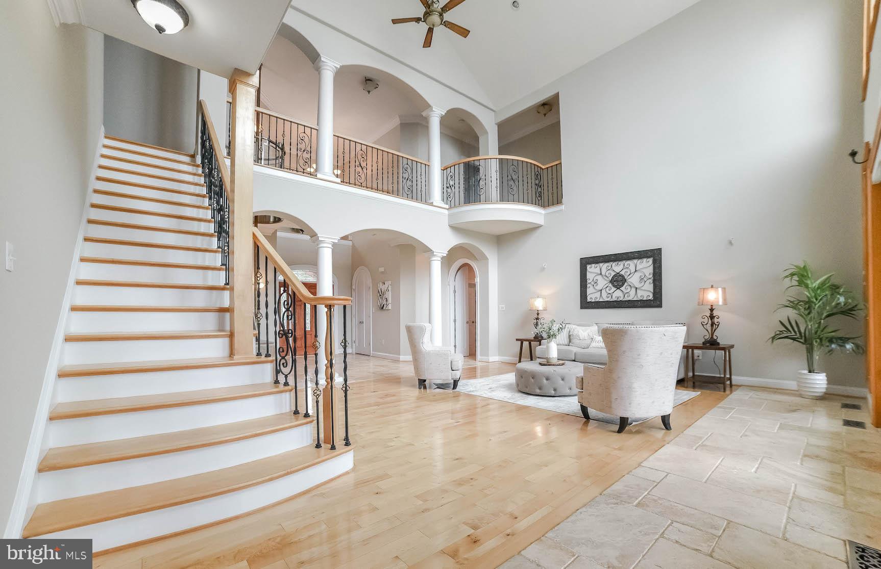 SWAN POINT - Residential