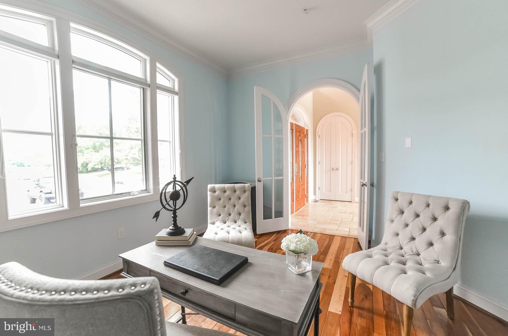 SWAN POINT - Residential