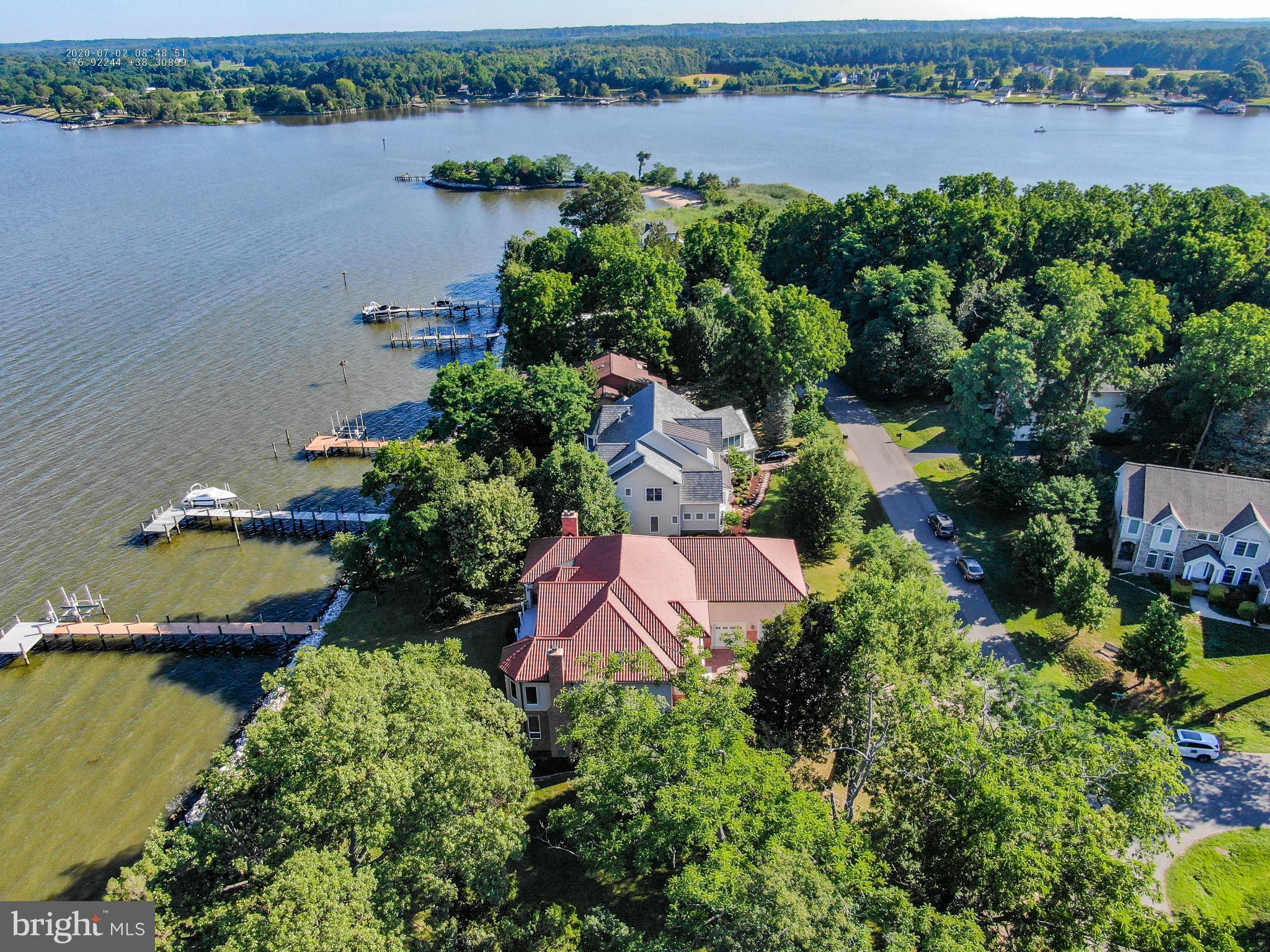 SWAN POINT - Residential